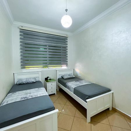 Rif Appartment Al-Ḥoseyma Esterno foto