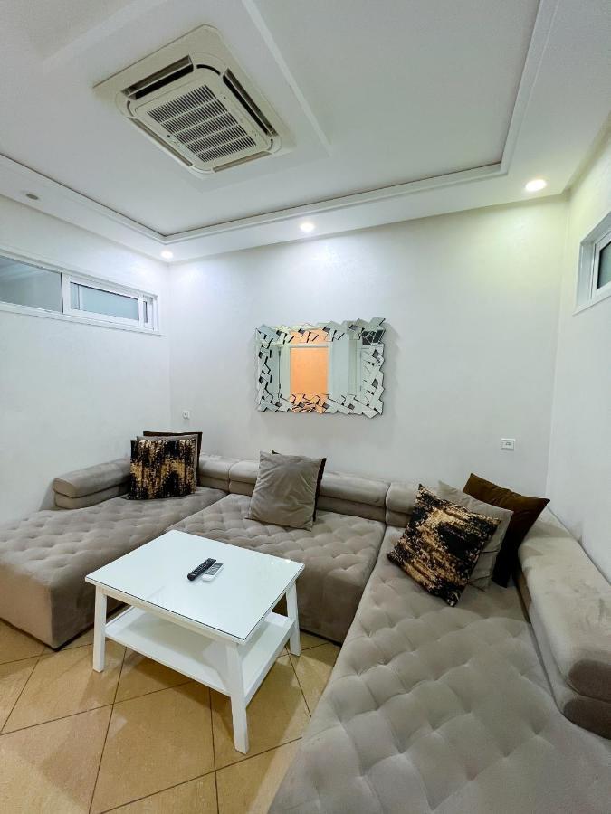 Rif Appartment Al-Ḥoseyma Esterno foto